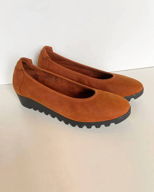 Women's Lomiss Suede Ballet Flat