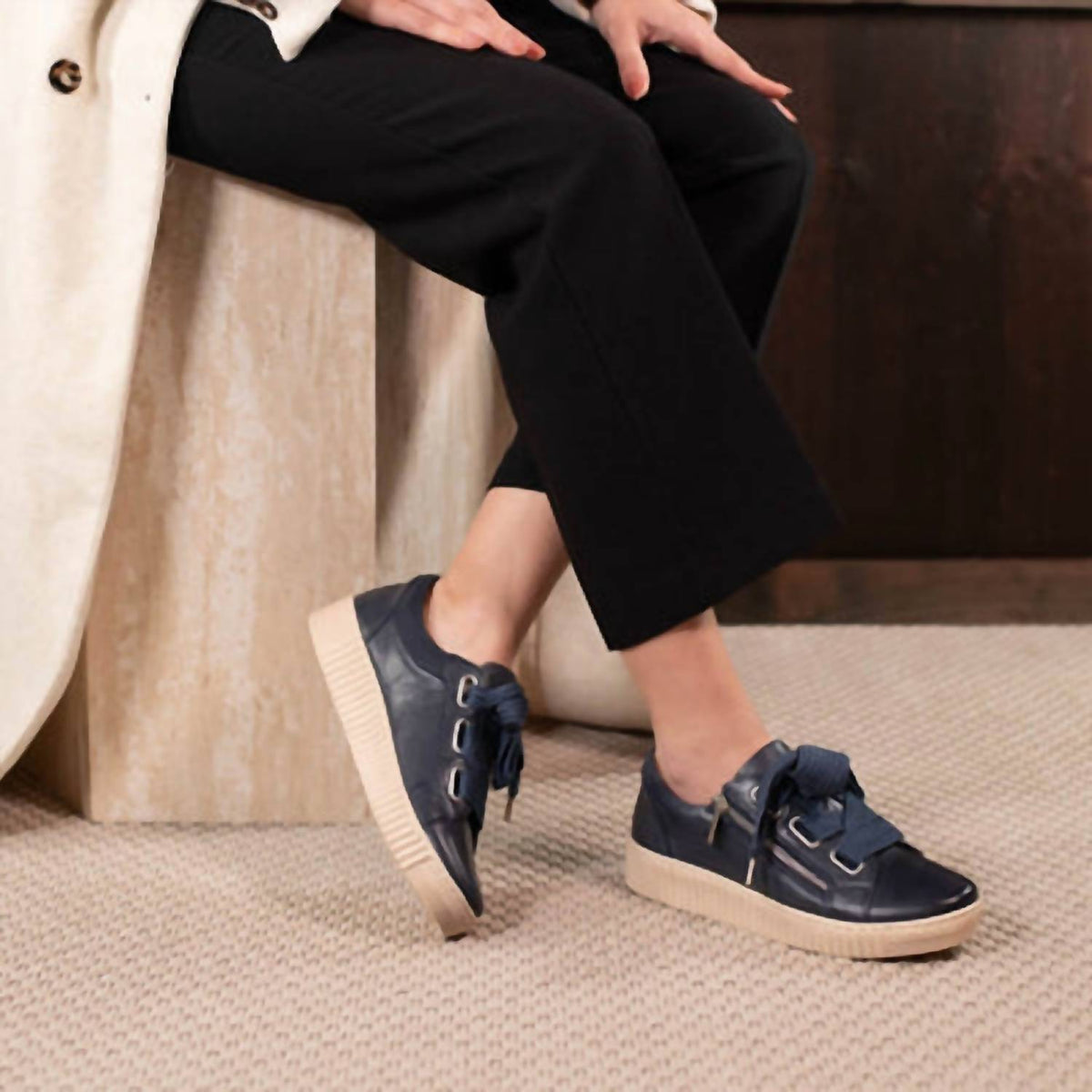 Women's Jovi Sneakers