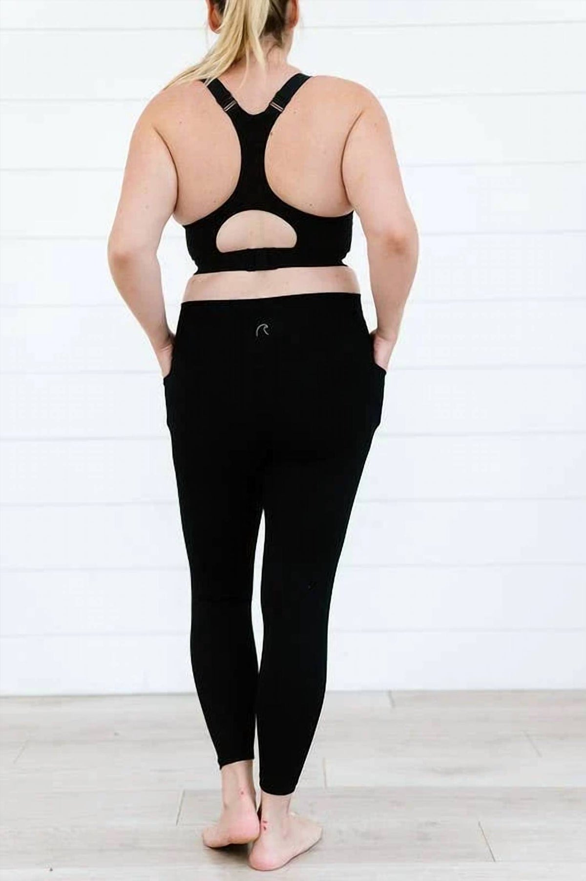 Women's Athletic Leggings