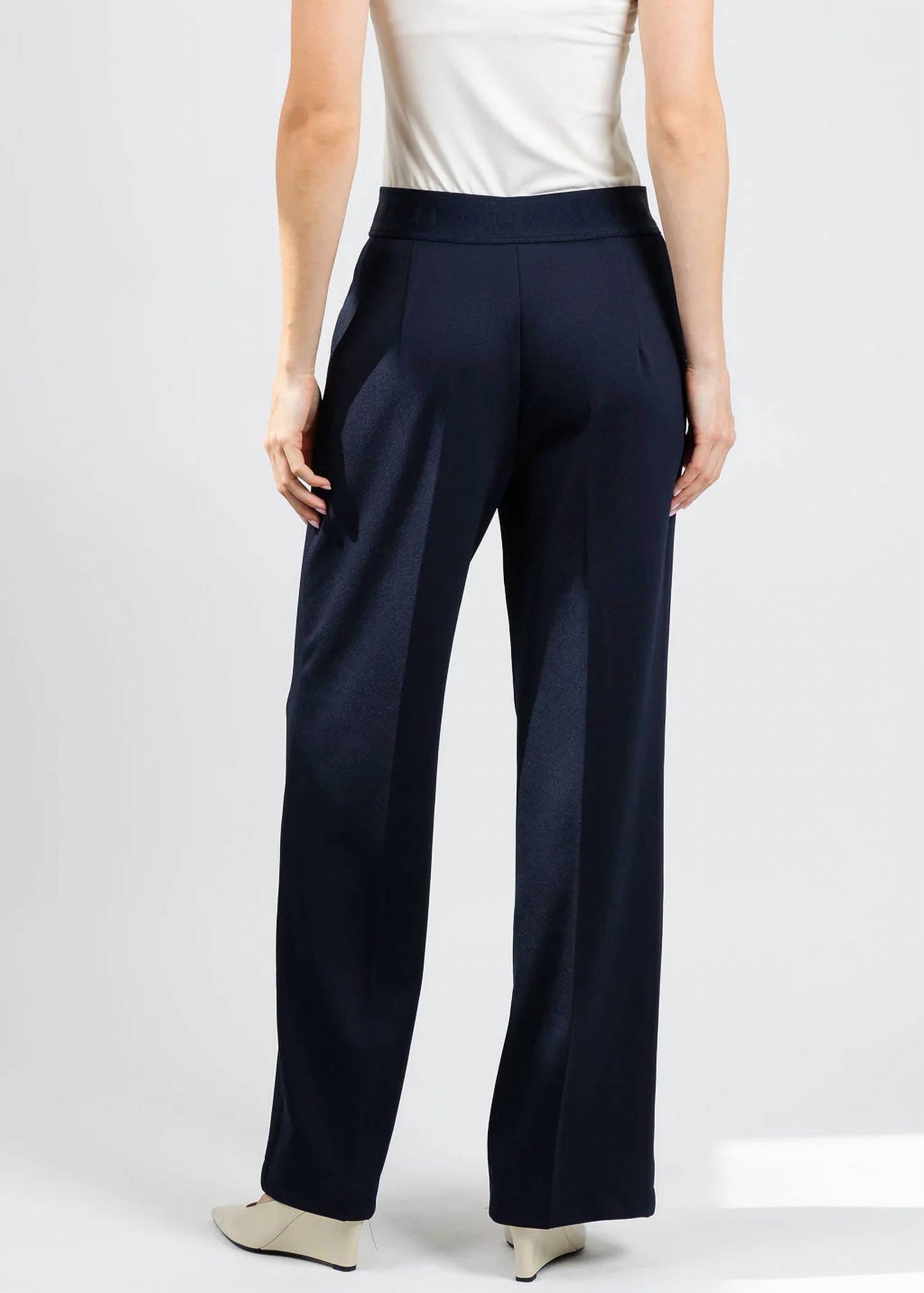Pull-on Straight Pants