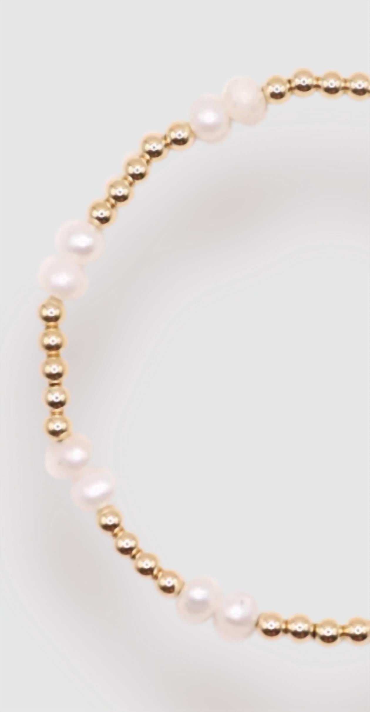 Women's Coastal Pearl Bracelet