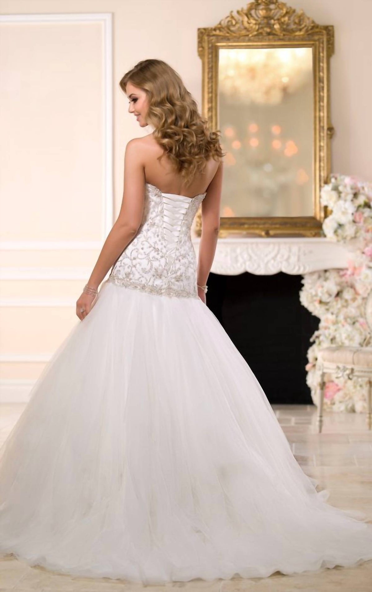 Fit-and-flare Wedding Dress
