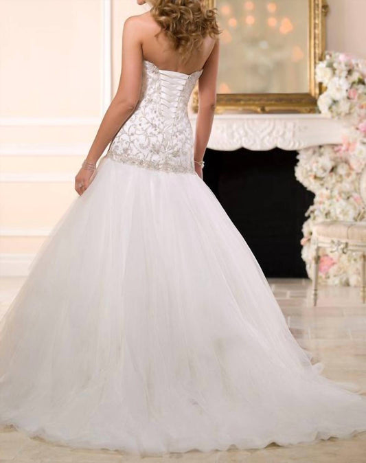 Fit-and-flare Wedding Dress