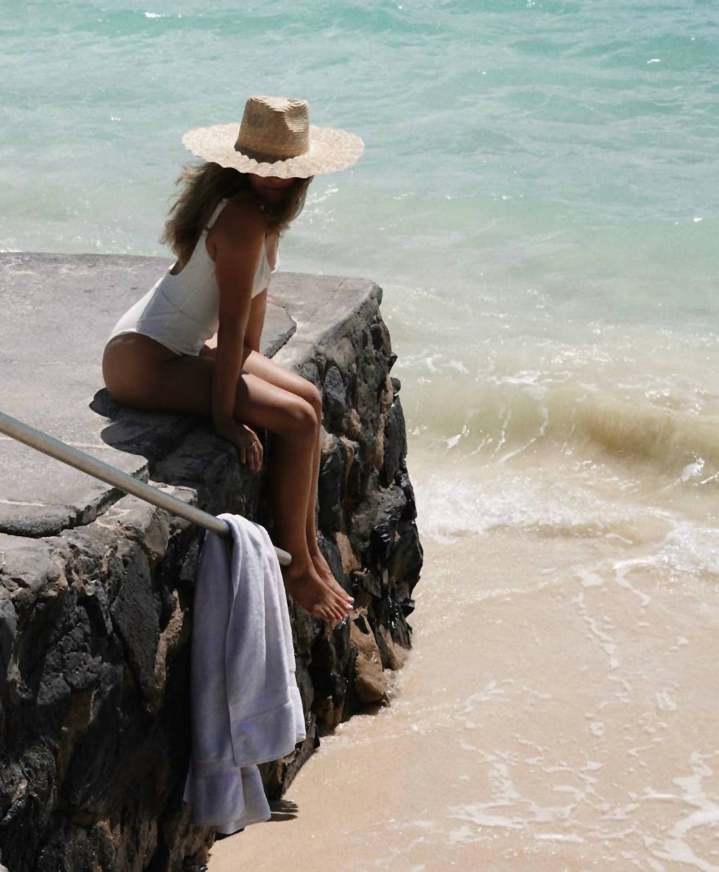 Women's Wide Brim Straw Hat
