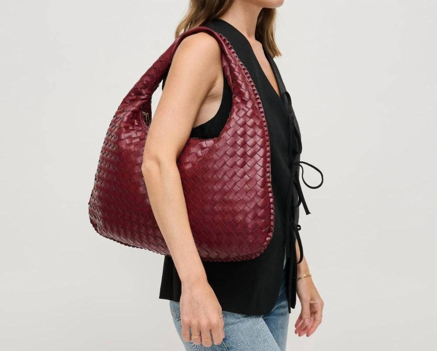 Women's Victoria Woven Hobo Bag