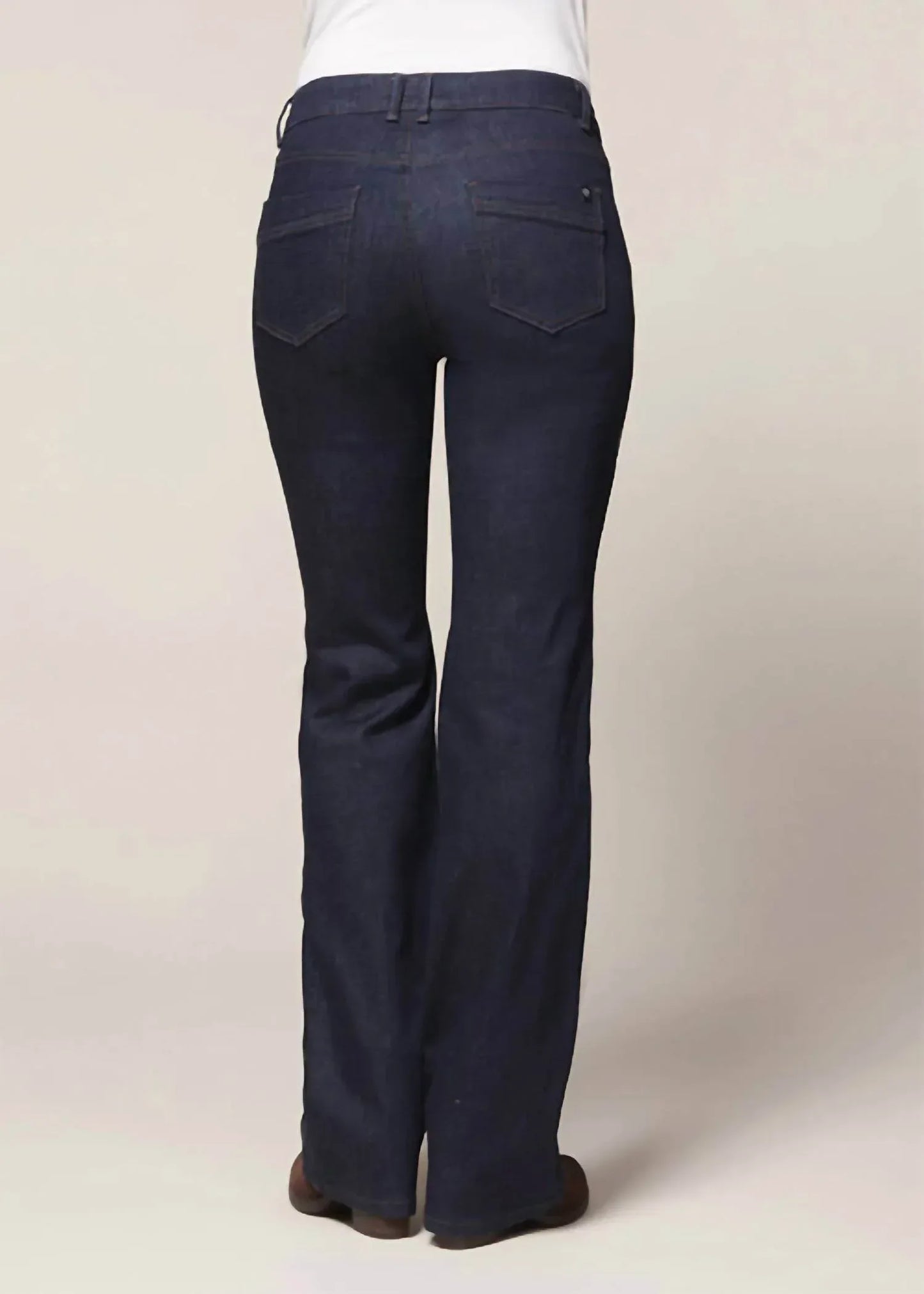 EQL - In Motion Bootcut Jean - Rack Hunt