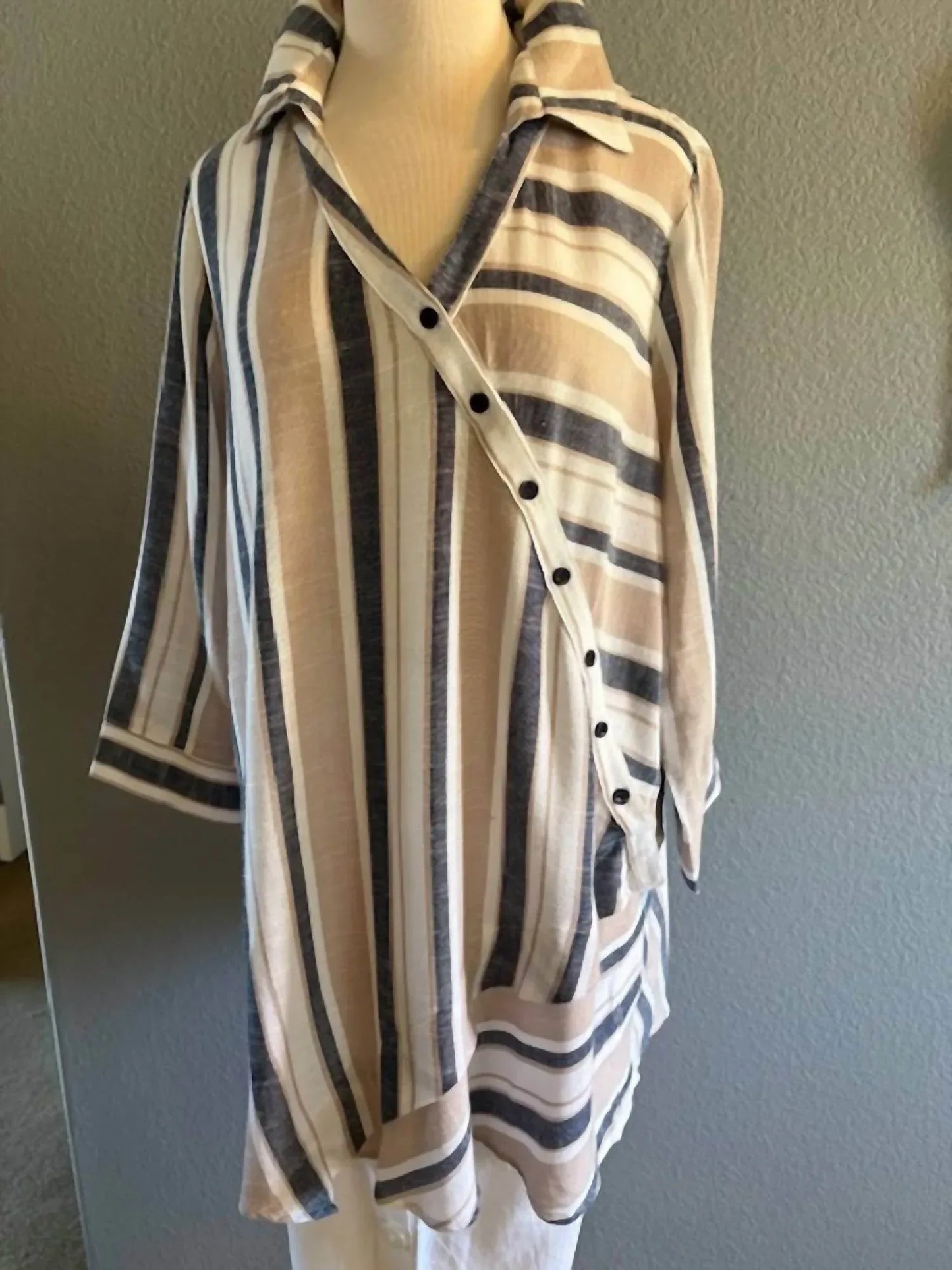 Klaveli - Women's Stripe Diagonal Button Top - Rack Hunt