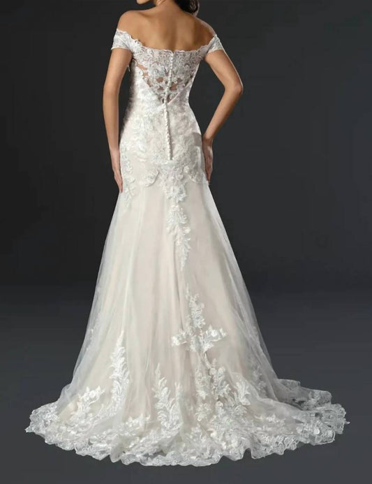 Fit And Flare Wedding Dress