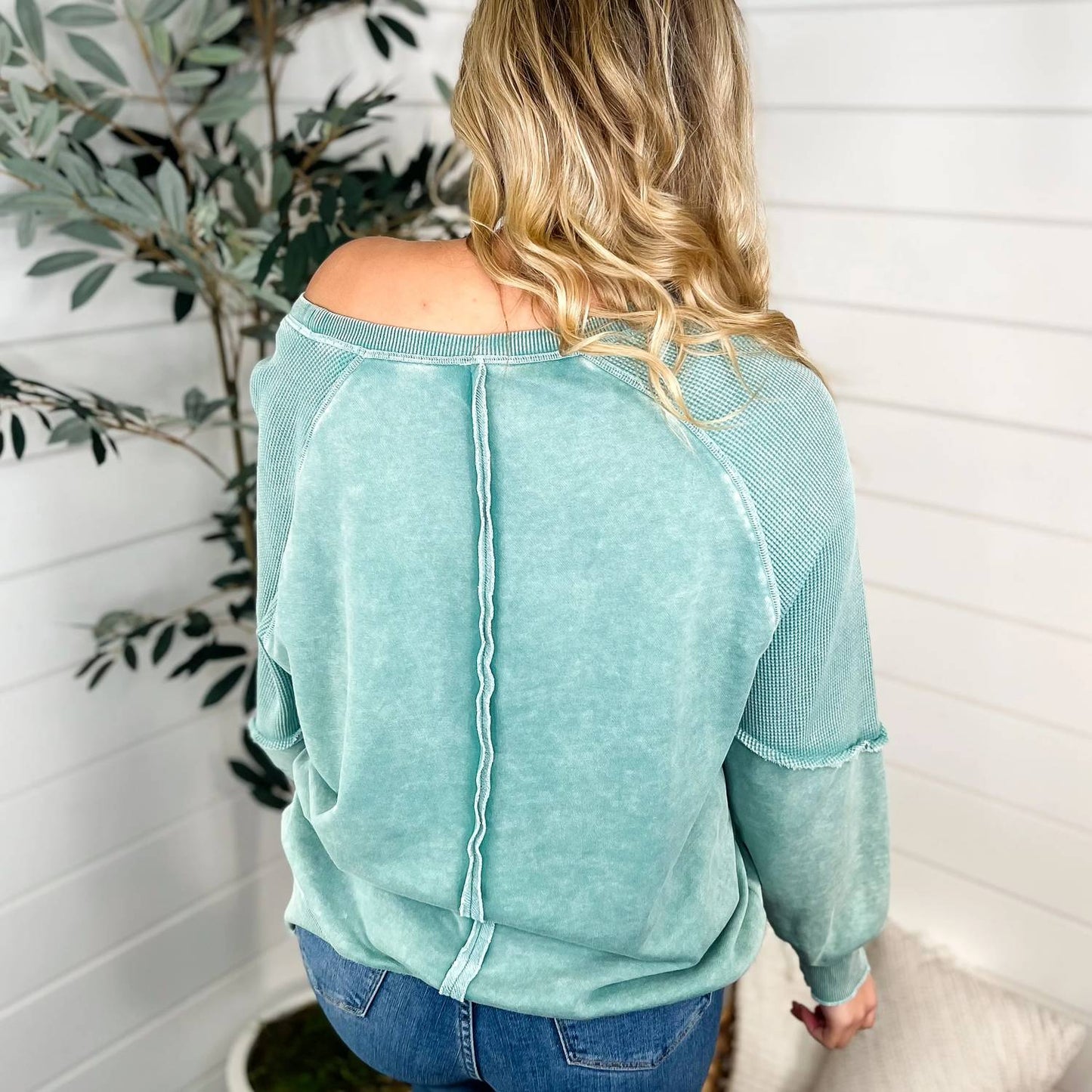 Off-the-shoulder Long Sleeve Pullover Sweater
