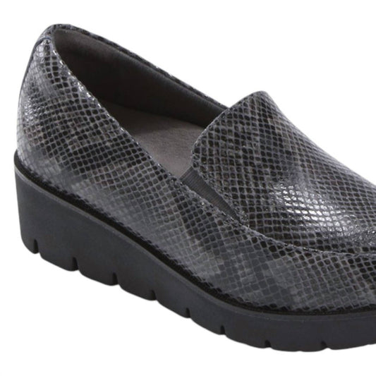 Earth Origins Women's Zurich Bern Loafer in Grey Multi - view 2