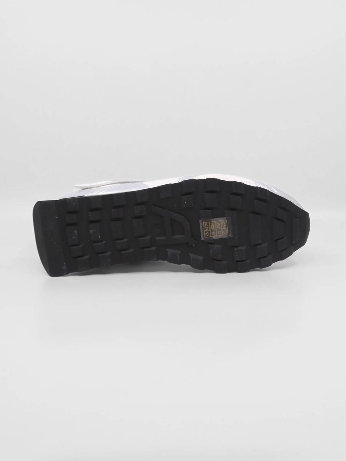 Women's Kore Sneaker