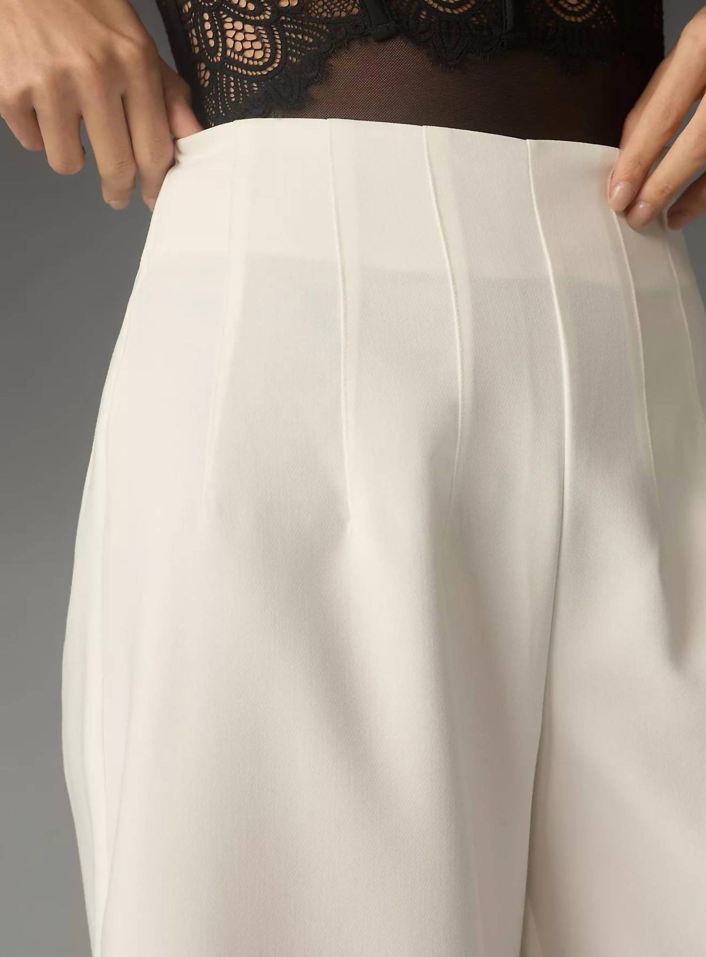Clean Crop Wide Leg Pants