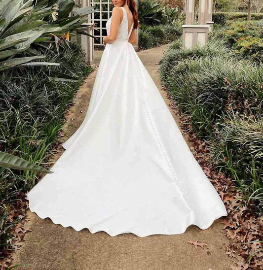 Essence of Australia - Elegant A-line Wedding Dress - Rack Hunt -
