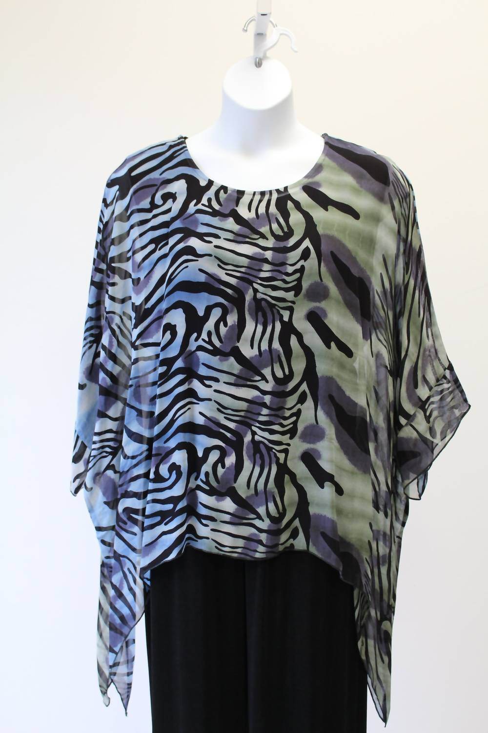 Sterling Styles - Women Wild Ombre Art to Wear Top - Rack Hunt -