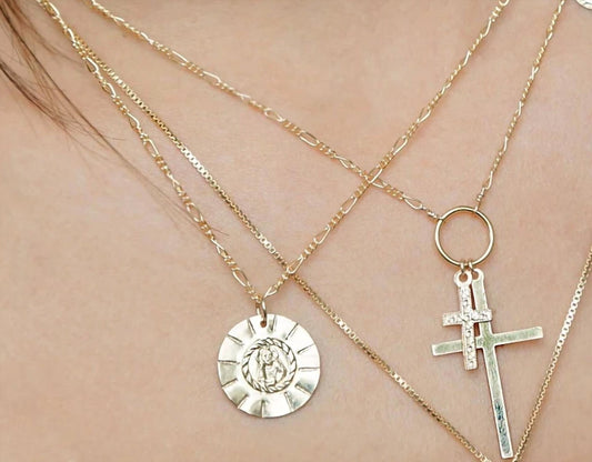 Women's Catino Medallion Necklace