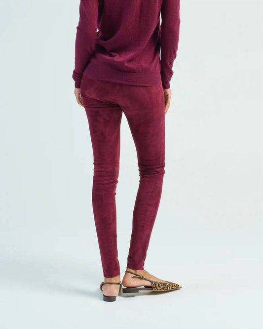 Mid Rise Legging Pant