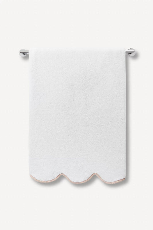 Chairish Scallop Edge Bath Towel Collection
