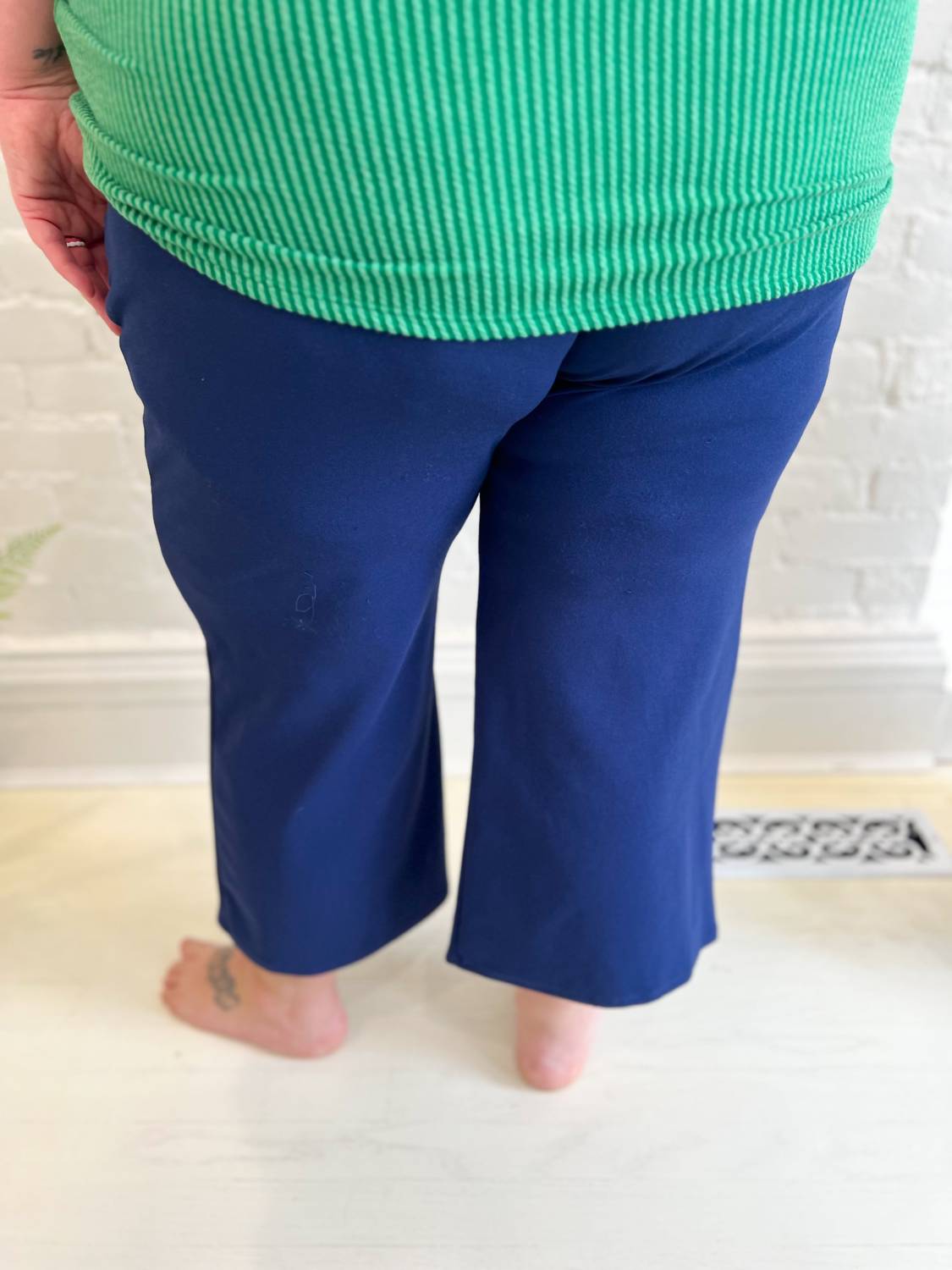 Lucy Wide Leg Stretchy Crop Pants