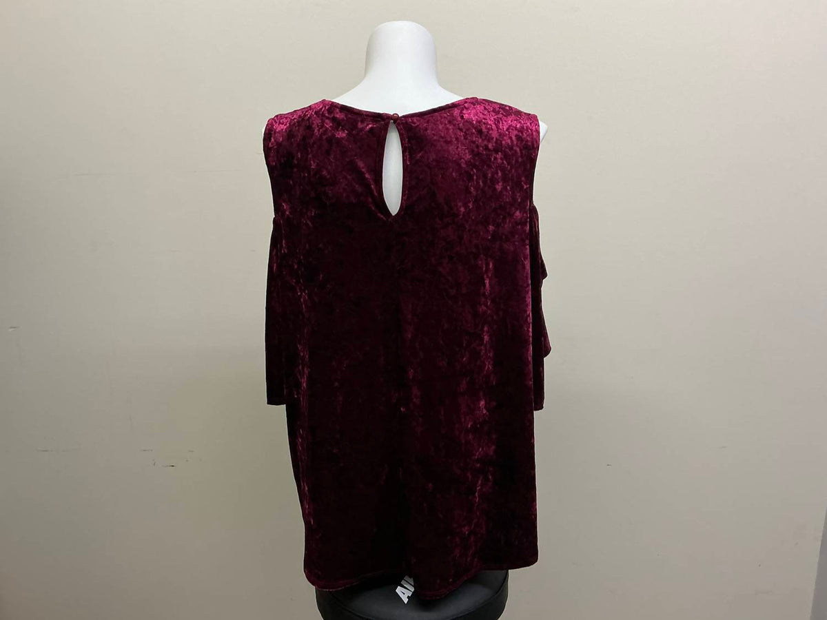 Women's Cut Sleeve Top