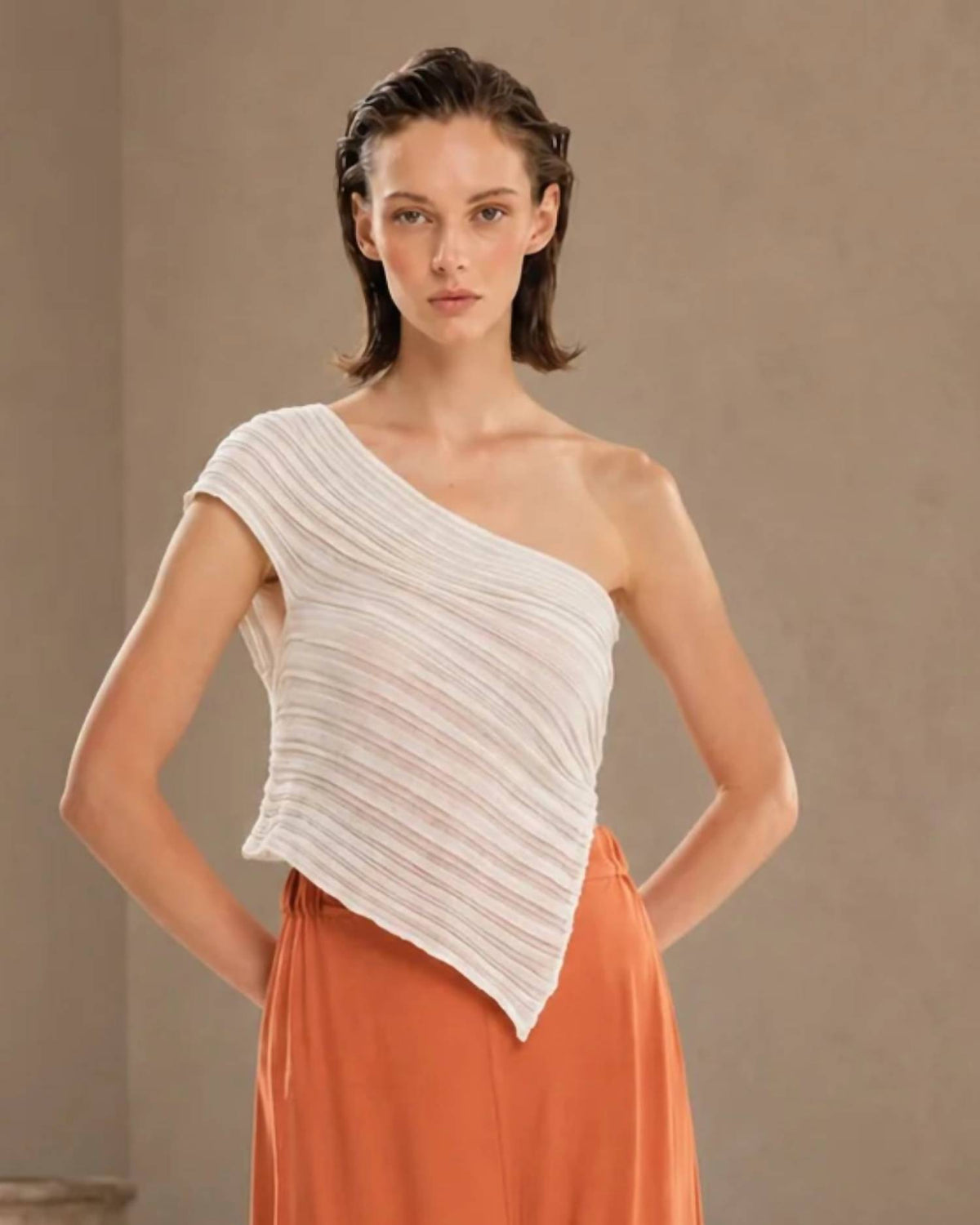 One-shoulder Knitted Sleeveless Top