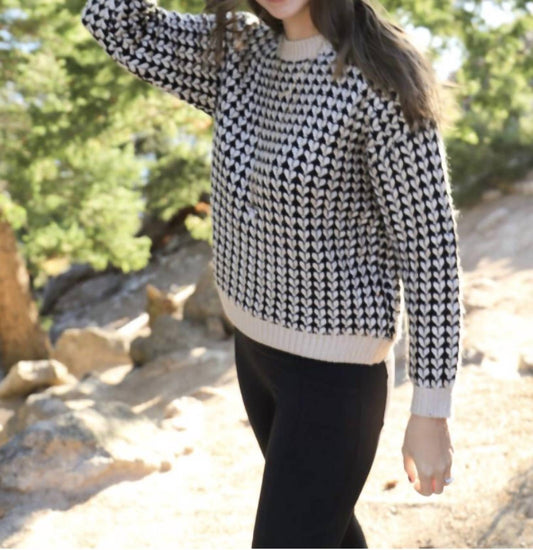 Patterned Long Sleeve Knit Sweater