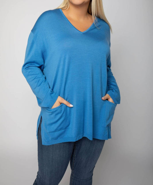 Merino V-neck Pullover Sweater - Plus