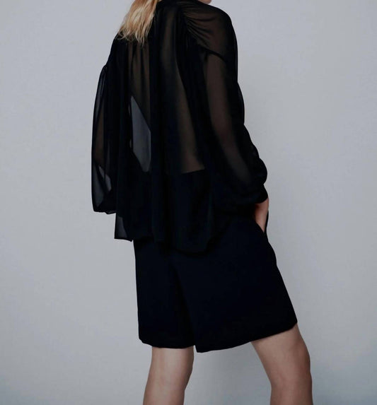 Mltgiuria V-neck Blouse