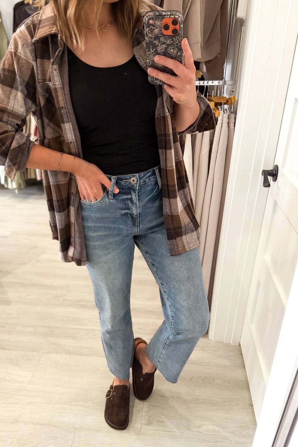 Mid Rise Ankle Straight Denim Jeans