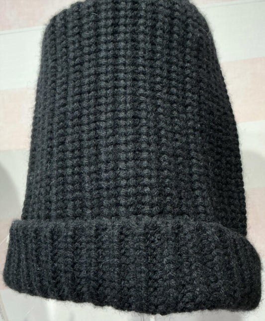 Richard Grand Cashmere Women's Cashmere Hat in Black - view 2
