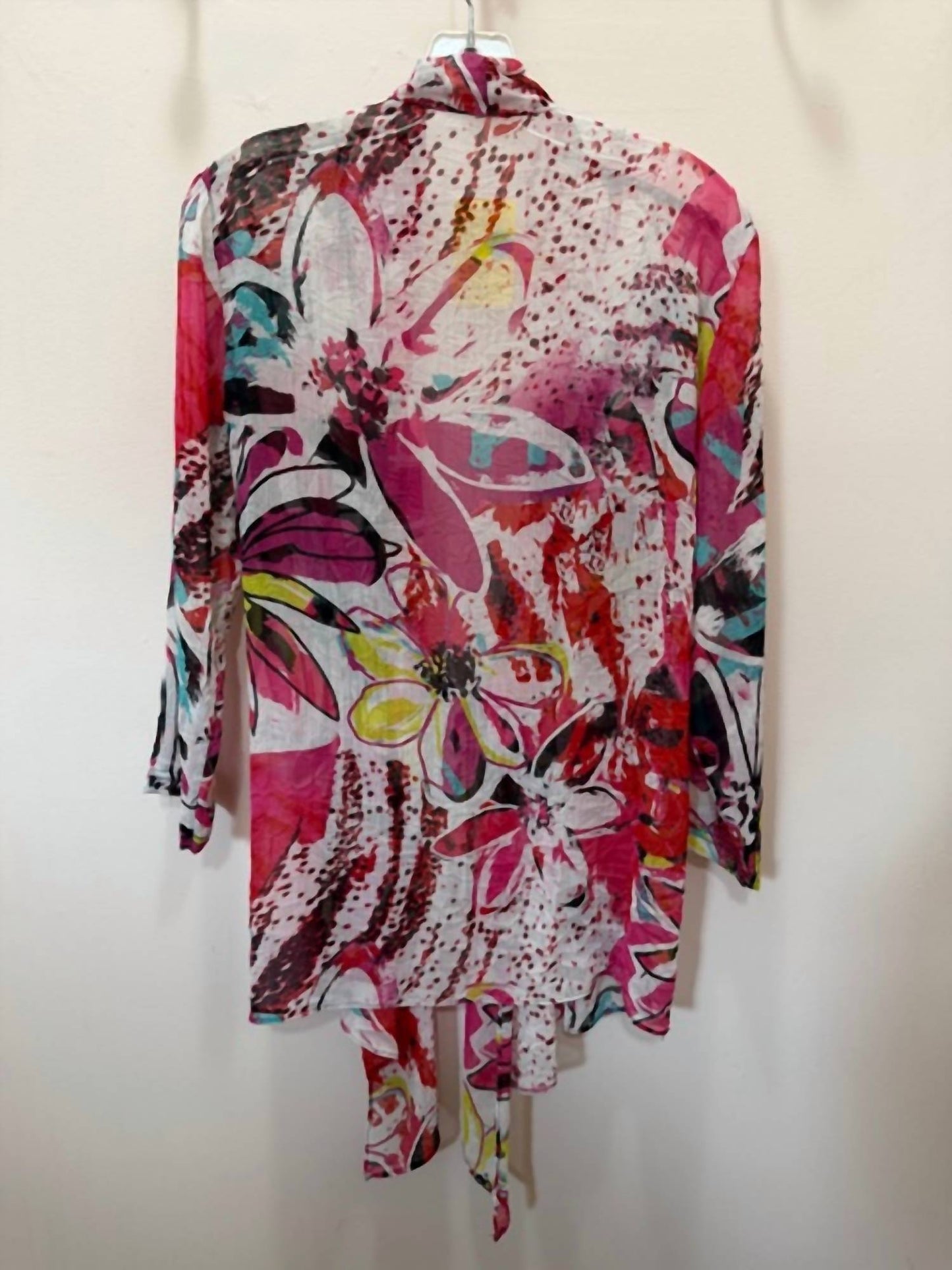 Women's Tiki Print Tie Front Top
