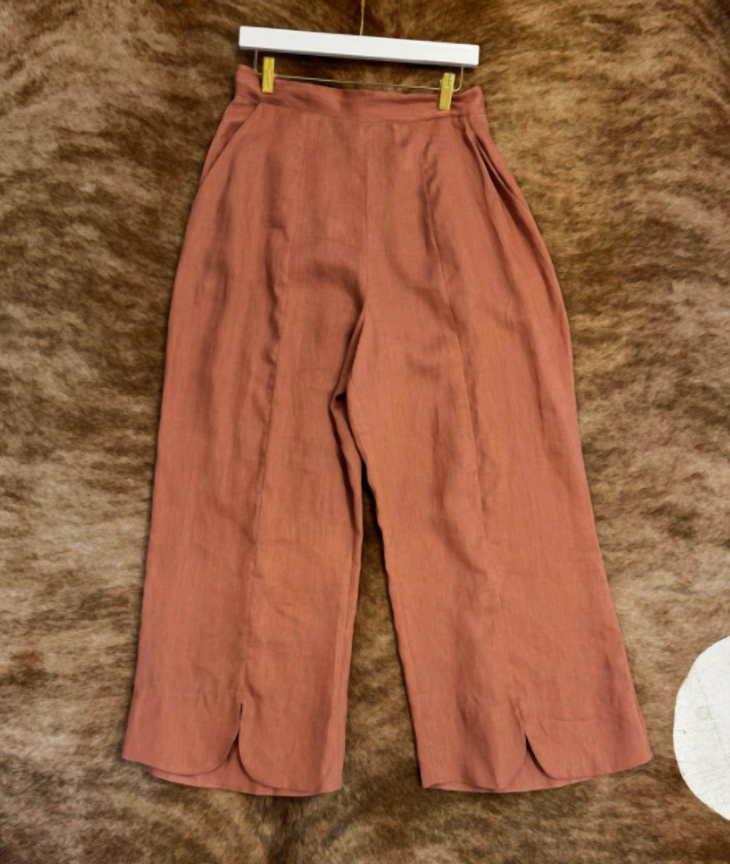 Inasami - Women Fani Pants - Rack Hunt -