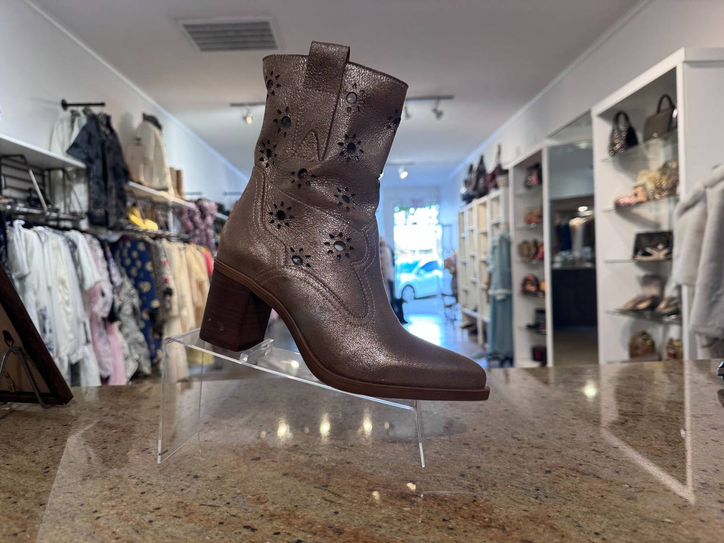 WOMEN'S TONYA HEELED BOOTS
