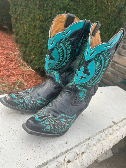 Love Vintage - J.B. Dillion Cowgirl - Rack Hunt