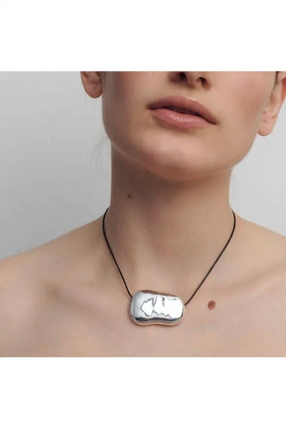 Women's Julia Necklace