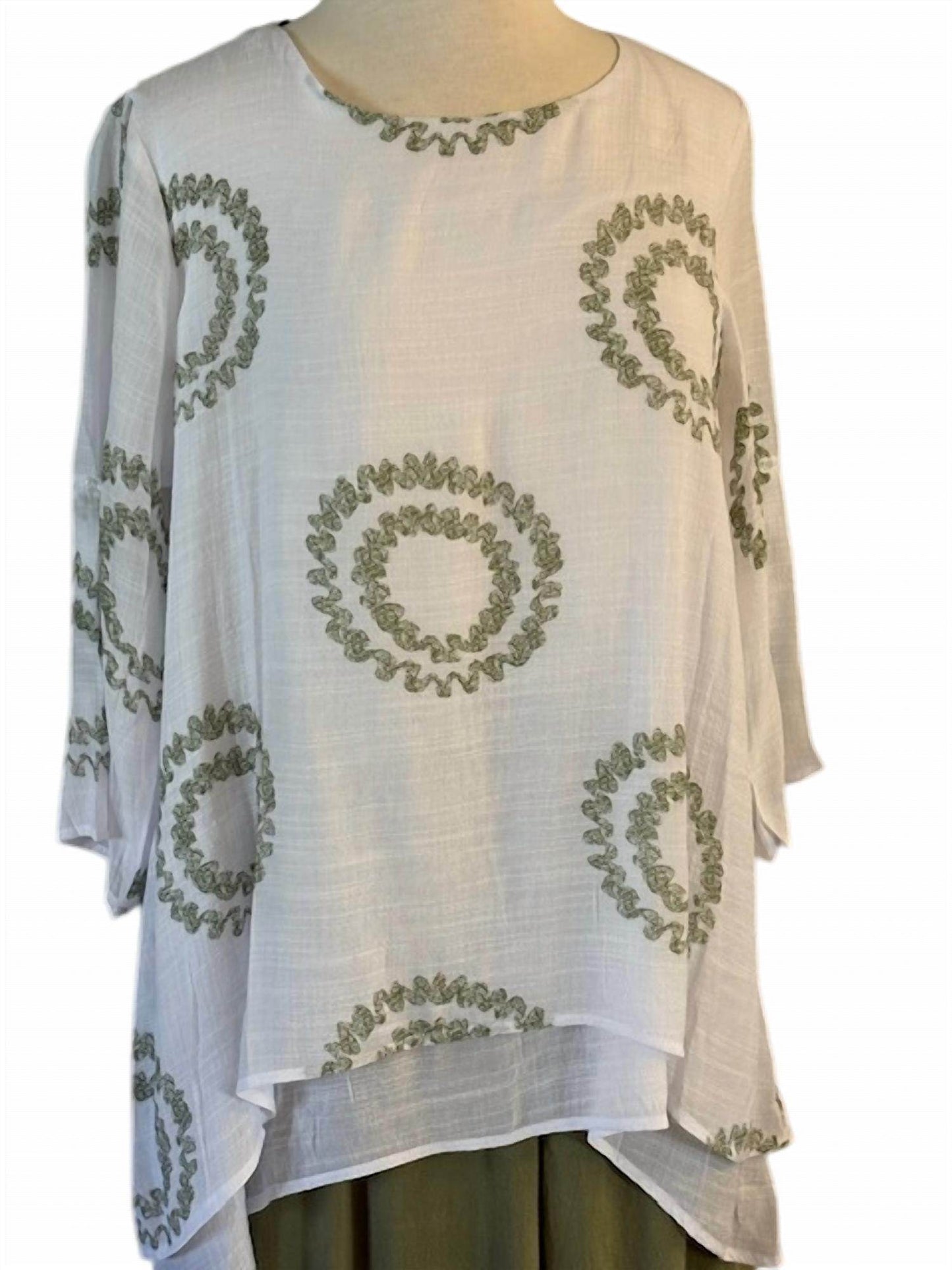 Saloos - Crewneck Top - Rack Hunt -