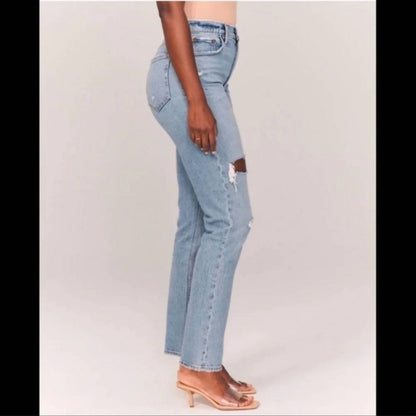 Ultra High Rise 90s Straight Jean