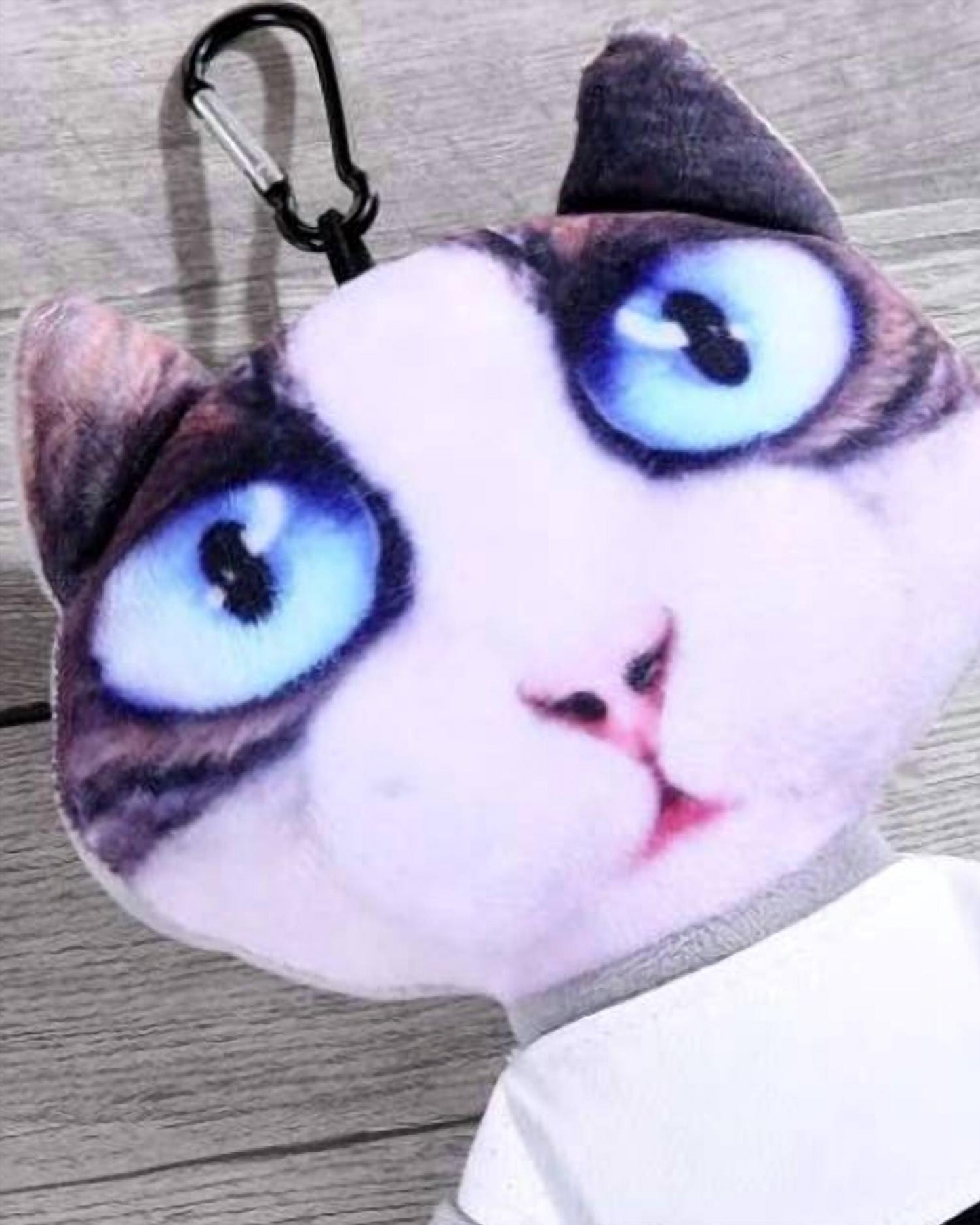 Women's Bugsy Eye Siegel Jumbo Stuffed 3d Key Fob Keyring
