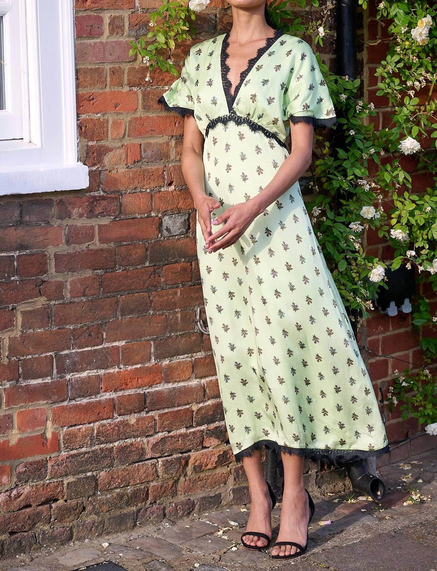 Neve & Noor - Cleo Floral Lace Dress - Rack Hunt