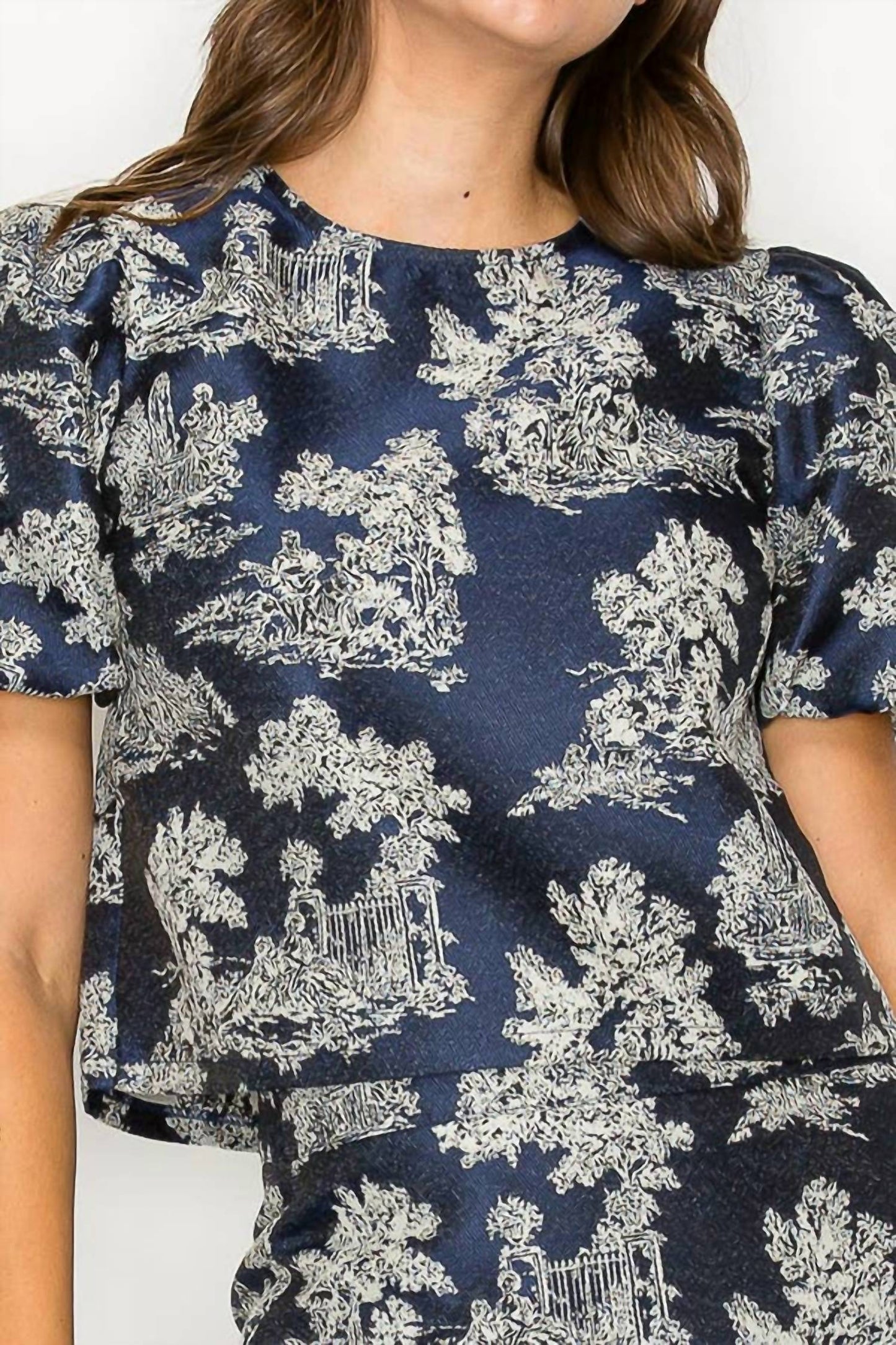 Toile Jacquard Pattern Top