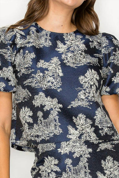Toile Jacquard Pattern Top