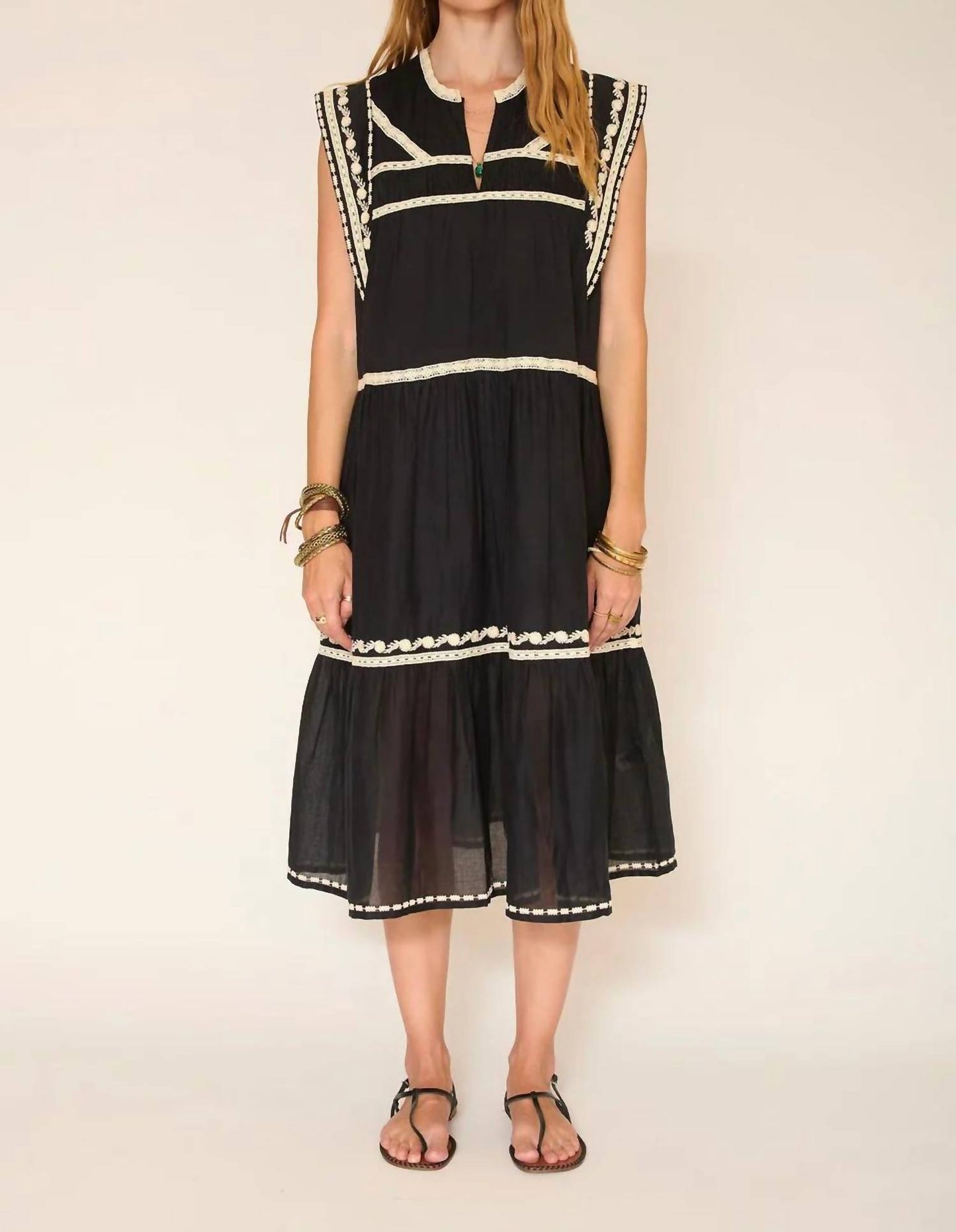 Roleo Bohemian Midi Dress
