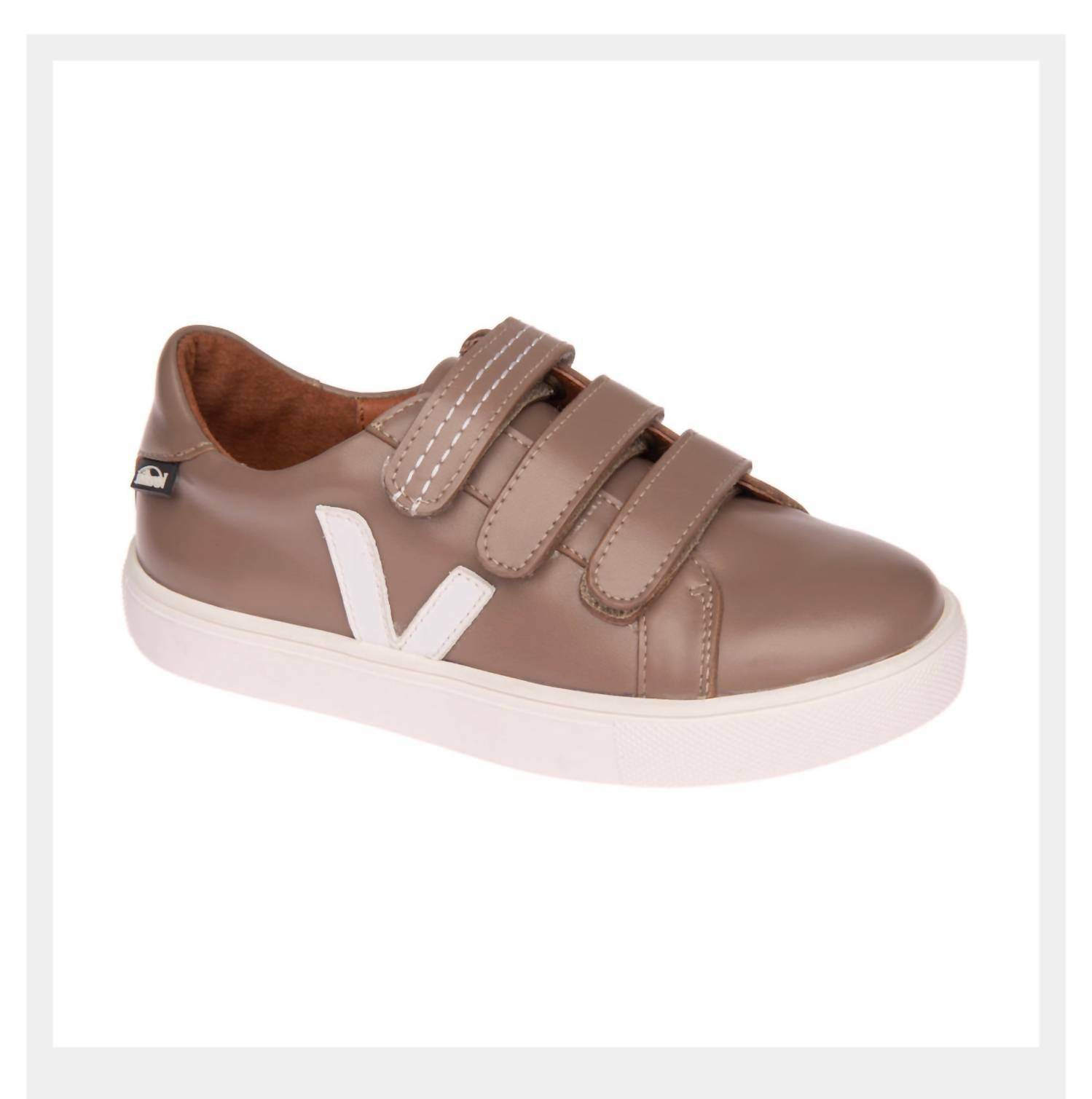 Venettini - Women's Dillon5 Sneaker - Rack Hunt -