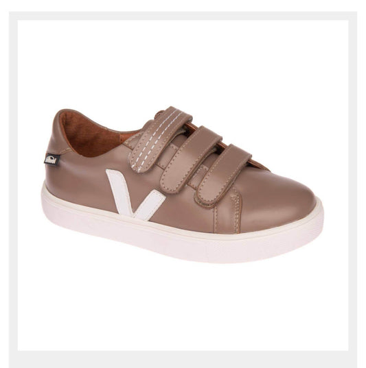 Venettini - Women's Dillon5 Sneaker - Rack Hunt -