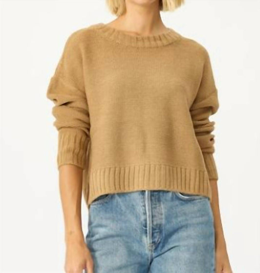 Walker Pullover Top
