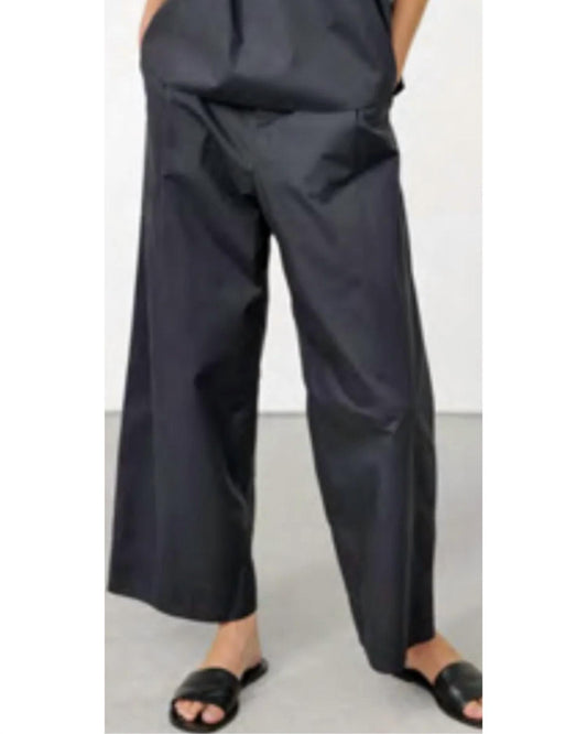 Loose Trousers