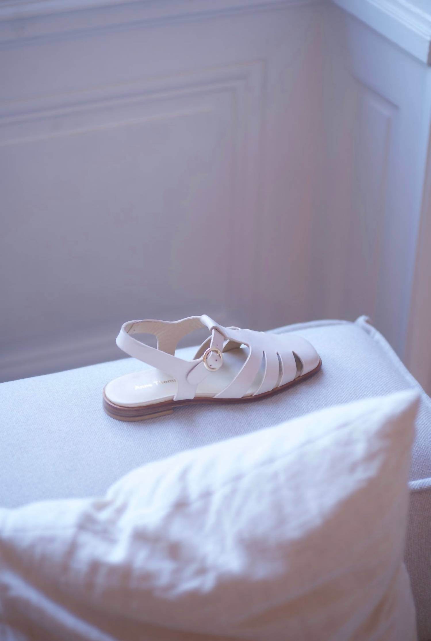 Anne Thomas - Women's Hackney Sandal - Rack Hunt -