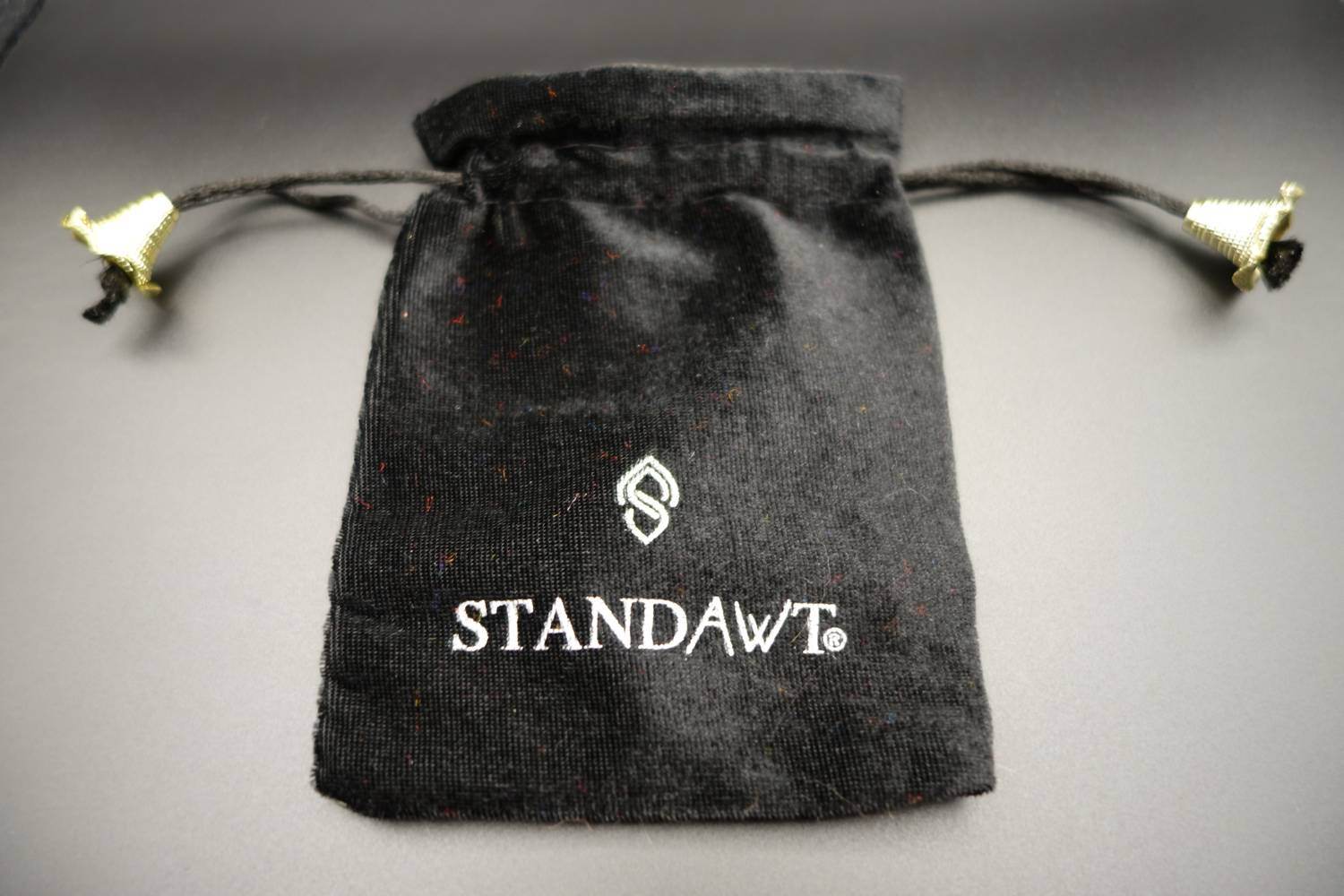 StandAwt - Women's Tiger Sunglasses Chain - Rack Hunt -