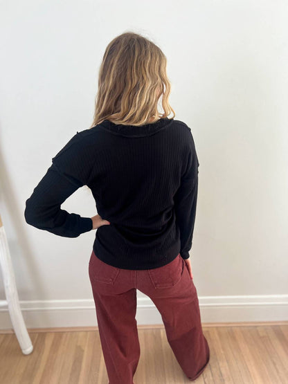 Mia V-neck Top
