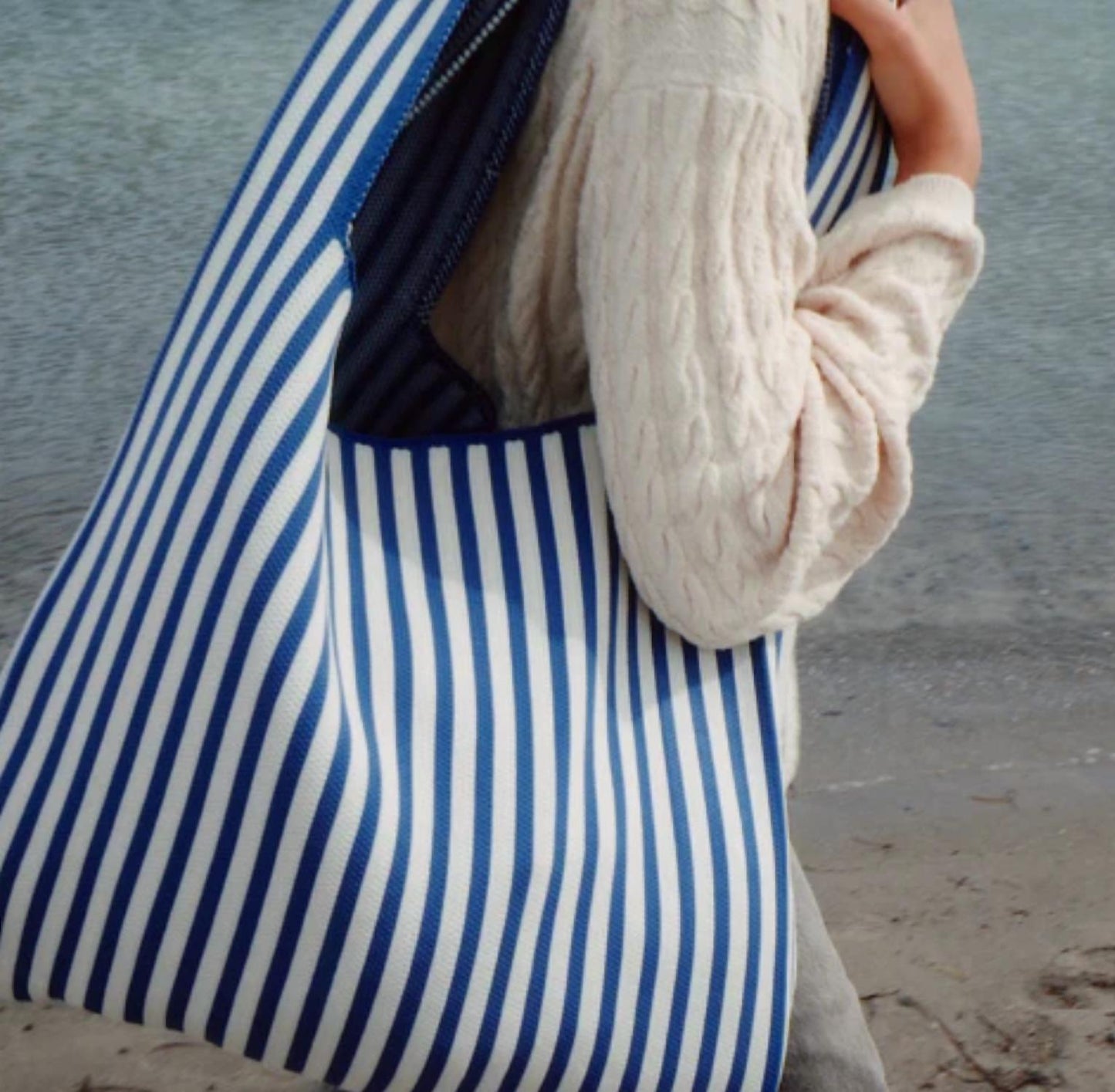 Women's Carry Bag