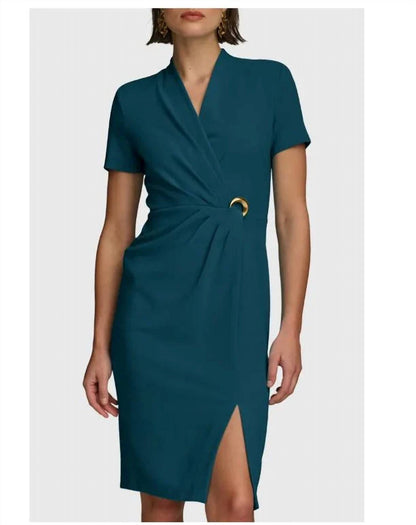 Ruched O-ring Sheath Midi Dress